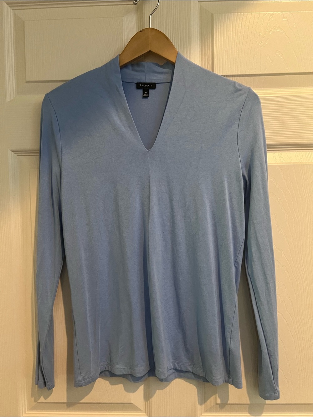 Talbots Light Blue V-Neck Long Sleeve Knit Top